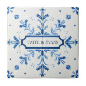 Snowflake pattern blue & white holiday custom name tegeltje (Voorkant)