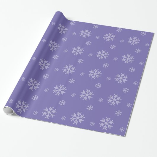 Snowflake Pattern Modern Lavender Winter Holiday Cadeaupapier (Uitgerold)