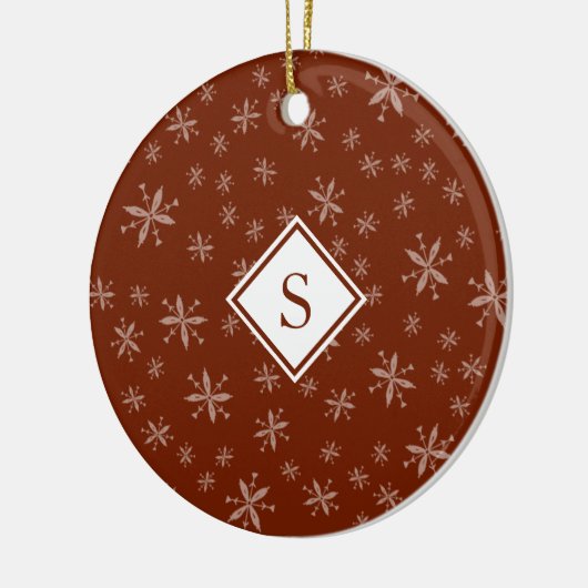 Snowflake Pattern Monogrammed Red Kerstmis Keramisch Ornament (Links)