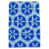Snowflake Quit Pattern - Cobalt Blue en White Medium Cadeauzakje (Achterkant)