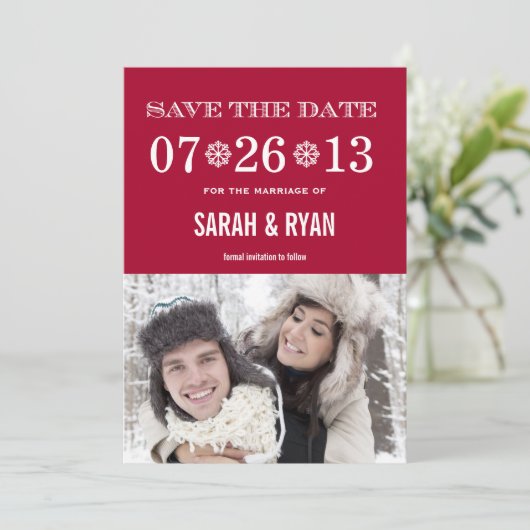 Snowflake Red Save the Date Photo Invitations (Staand voorkant)
