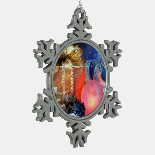 Snowflake-versiering voor kerstvoetgangers. tin sneeuwvlok ornament (Links)