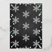 Snowflake Winter Chalkboard 1st Birthday Real Folie Uitnodiging (Achterkant)