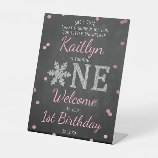 Snowflake Winter Chalkboard 1st Birthday Welkom Reclamebord Met Voetstuk (Voorkant)