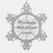 Snowflake Winter Verloving Tin Sneeuwvlok Ornament (Voorkant)