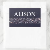 Snowflake winterblauwe witte en roze tekst rechthoekige sticker (Tas)