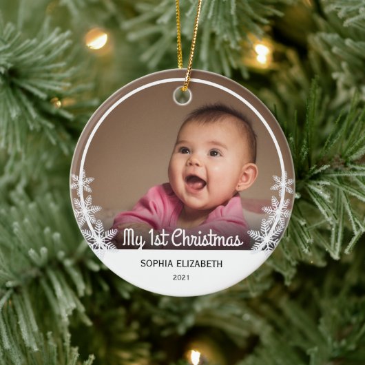 Snowflakes Baby's eerste kerstfoto White Keramisch Ornament (Boom)