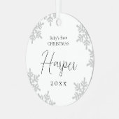 Snowflakes Baby's First Kerstscript Name Metalen Ornament (Voorkant links)
