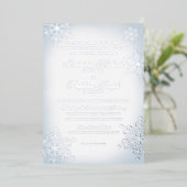 Snowflakes Dusty Blue Wedding Silver Folie Uitnodiging (Staand Voorkant)