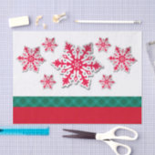 Snowflakes en groen geplakt lint tissuepapier (Craft)