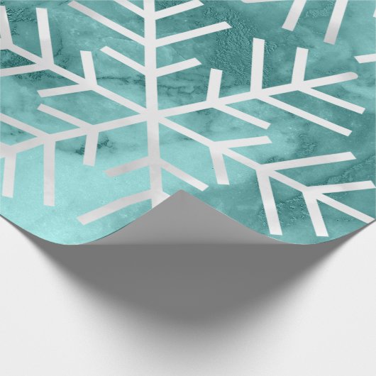 Snowflakes kerstfeestdag marmer Blauwgroen Aqua Cadeaupapier (Hoek)
