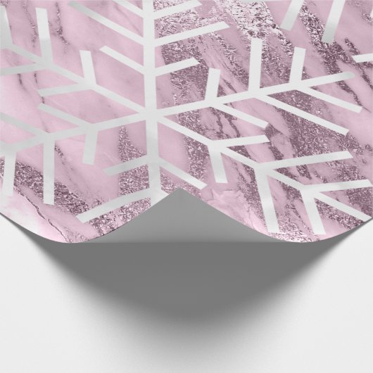Snowflakes kerstfeestdag marmer Mauve Puple Cadeaupapier (Hoek)