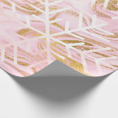 Snowflakes kerstfeestdag marmer roze goud cadeaupapier (Hoek)