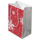 Snowflakes op het Briefkaart van kerstavond Medium Cadeauzakje (Achterkant Gekanteld)