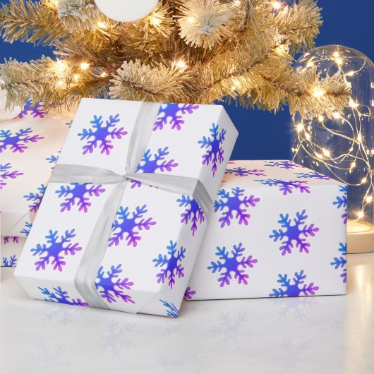 Snowflakes Paarse kerstpatronen Feestdagen Cadeaupapier (Feestdagen)