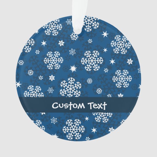 Snowflakes Patroon op blauw Ornament (voorkant)