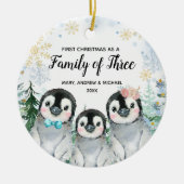 Snowflakes Penguin 1 Kerstmis als familie van 3 Keramisch Ornament (Voorkant)