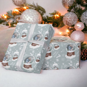 Snowglobe voor prettige kerstillustratie cadeaupapier