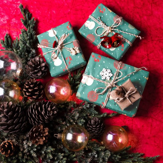 Snowman & Christmas Icons Pattern- Playful Holiday Inpakpapier Vel