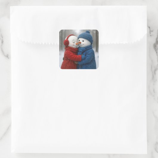 Snowman Couple Hugging in Winter Forest Vierkante Sticker (Tas)