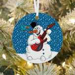 Snowman die een Guitar Metal Ornament speelt<br><div class="desc">Deze ronde kerstboomversiering heeft een sneeuwman die een elektrische gitaar speelt in de vallende sneeuw.</div>