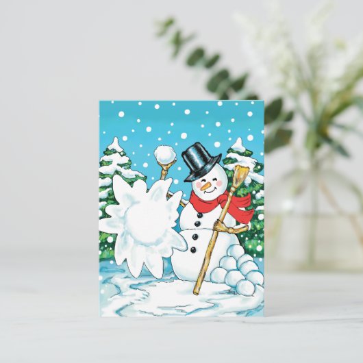 Snowman die een Snowball Winter Fun Splat gooit. Briefkaart (Staand voorkant)