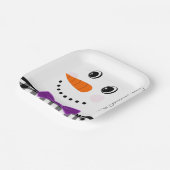 Snowman Face Paarse Bowtie Black Buffalo Play Papieren Bordje (Gebogen)