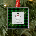 Snowman Green Buffalo Plays Ornament<br><div class="desc">Decoreer je kerstboom dit vakantieseizoen met een Snowman Green Buffalo Pset Ornament. Het ontwerp van het ornament is voorzien van een doos voorzien van pijnboomtakken en charmante sneeuwman tegen een buffelpleister. Extra cadeautjes en vakantiepunten zijn ook bij dit ontwerp beschikbaar.</div>