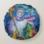 SNOWMAN MET CHRISTMAS TREE EN TOYS ROND KUSSEN<br><div class="desc">Kleurrijk,  grappig en grappig acrylschilderij van Bulgan Lumini (c).Snowy Winter night with snowman,  kersttree,  toys,  cat,  owl,  puppets,  sierental planten and holly berries in levendig geel,  blauw,  groen,  rood,  wit roze,  kleuren</div>
