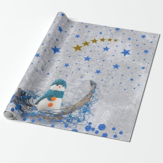 Snowman met dunne blauwe sterren cadeaupapier (Uitgerold)