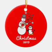 Snowman met Guitar en Penguin  jaar Keramisch Ornament (Voorkant)
