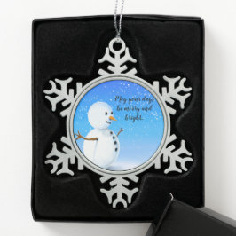 Snowman met mooie, heldere, heldere hemel tin sneeuwvlok ornament