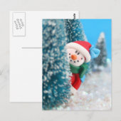 Snowman verbergt of spiekt achter een boom briefkaart (Voorkant / Achterkant)