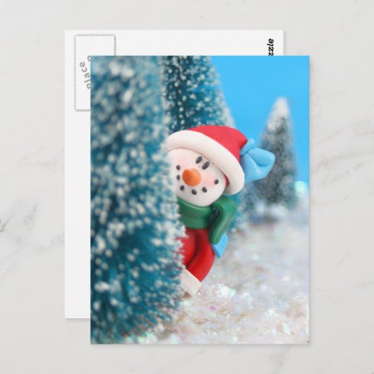 Snowman verbergt of spiekt achter een boom briefkaart (Voorkant / Achterkant)