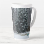 Snowman Winter Sneeuwscene van de buren Latte Mok (Rechterhoek)