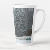 Snowman Winter Sneeuwscene van de buren Latte Mok (Rechts)