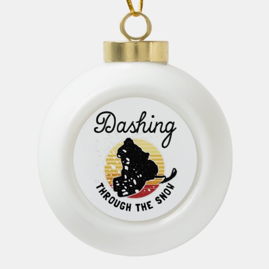 Snowmobiing - Dashing door de sneeuw Keramische Bal Ornament (Voorkant)