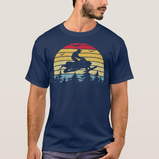 Snowmobile Skidoo Retro Skidodos Mountain T-shirt (Voorkant)