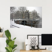 Snowy Amsterdam in Nederland in de winter Poster (Thuiskantoor)