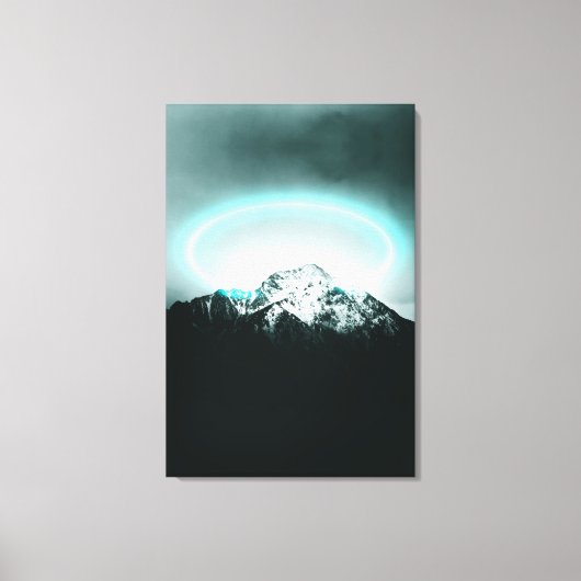 Snowy berg mysterieus blauw neonlicht canvas afdruk (Voorkant)