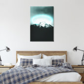 Snowy berg mysterieus blauw neonlicht canvas afdruk (Insitu (Slaapkamer))