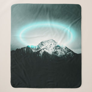 Snowy berg mysterieus blauw neonlicht sherpa deken