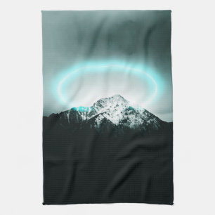 Snowy berg mysterieus blauw neonlicht theedoek