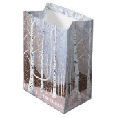 Snowy berken bomen kerst stoffig blauw ID1003 Medium Cadeauzakje (Voorkant Gekanteld)