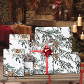 Snowy Blue Juniper Tree Branch & Pine Tree Cons W Cadeaupapier