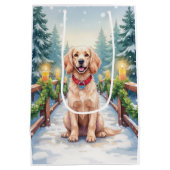 Snowy Bridge Boykin Spaniel Christmas Art Medium Cadeauzakje (Achterkant)