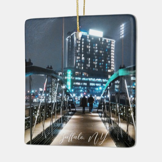 Snowy Canalside Walk Keramisch Ornament (Links)