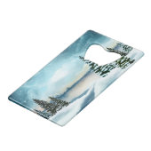 Snowy dennenbomen in de buurt van een meer creditkaart flessenopener (Achterkant Gekanteld)