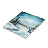 Snowy dennenbomen in de buurt van een meer tegeltje (Zijkant)