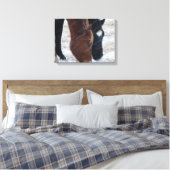 Snowy Eats Canvas Afdruk (Insitu (Slaapkamer))
